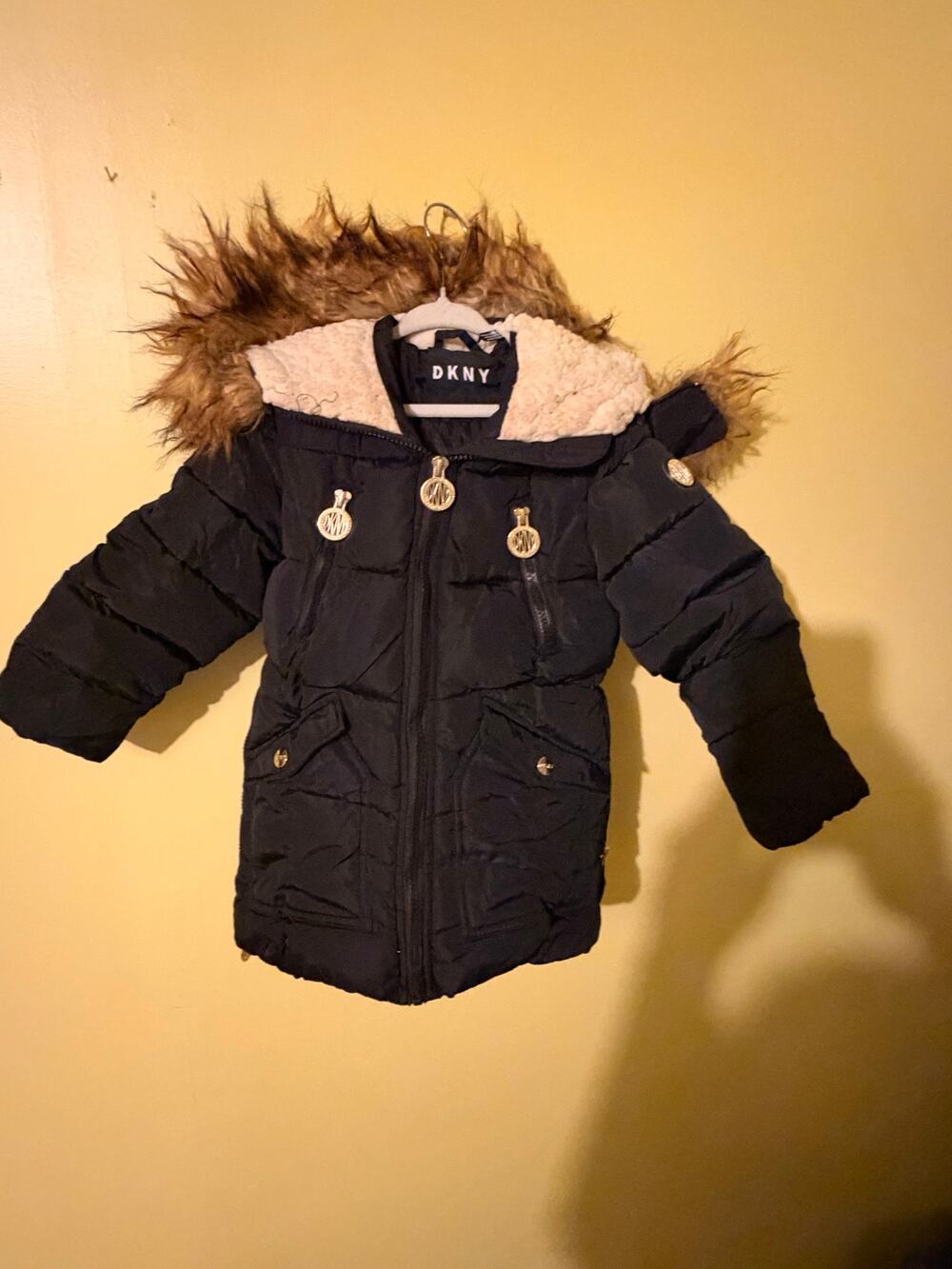 DKNY Girls Black Heavyweight Quilted Puffer Coat Jacket Faux Fur Sherpa Hood